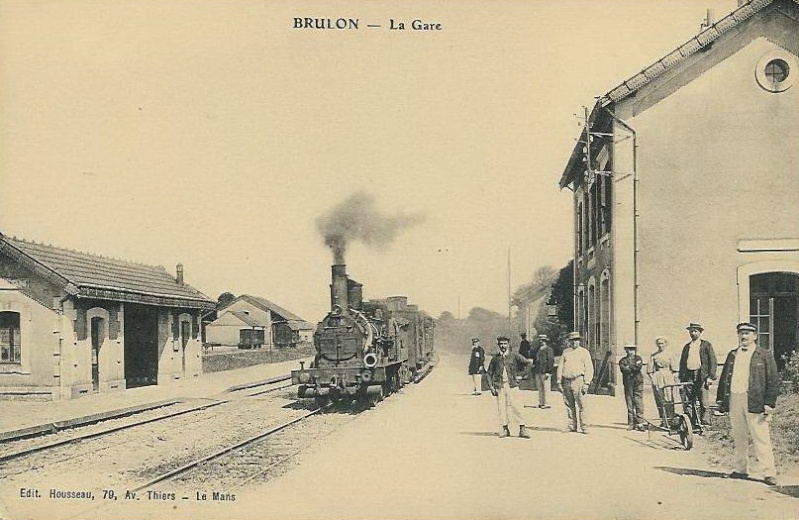 Sarthe : A 72 ans, ce grand enfant collectionne les trains électriques