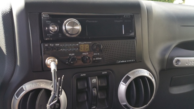 Cb + single din head unit replacing stock radio | Jeep Wrangler Forum