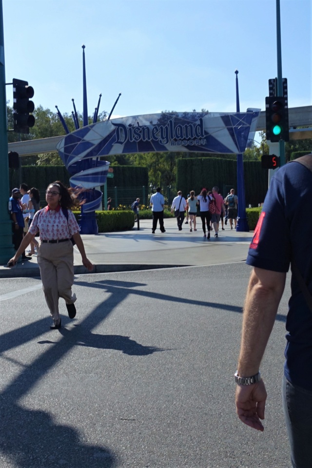 VISITANDO DISNEYLAND RESORT: Entrando en Disneyland Park - DISNEYLAND RESORT En HALLOWEEN (ANAHEIM, LOS ANGELES) (6)