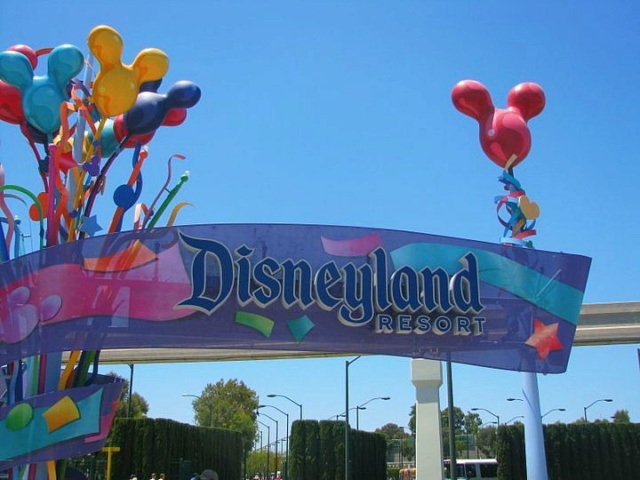 VISITANDO DISNEYLAND RESORT: Entrando en Disneyland Park - DISNEYLAND RESORT En HALLOWEEN (ANAHEIM, LOS ANGELES) (11)