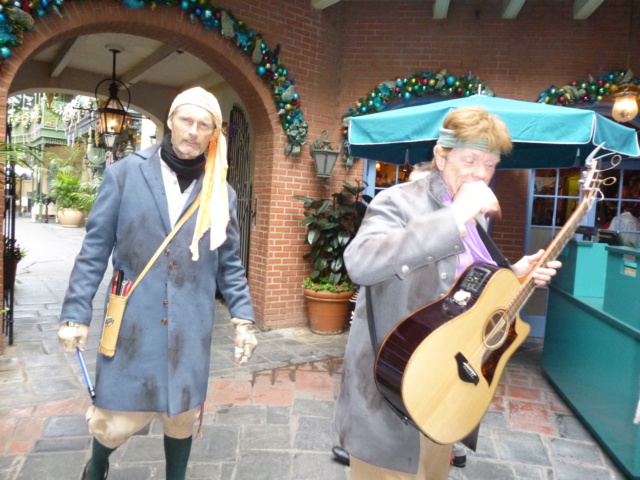 DISNEYLAND PARK: SABOREANDO NEW ORLEANS SQ - DISNEYLAND RESORT En HALLOWEEN (ANAHEIM, LOS ANGELES) (38)